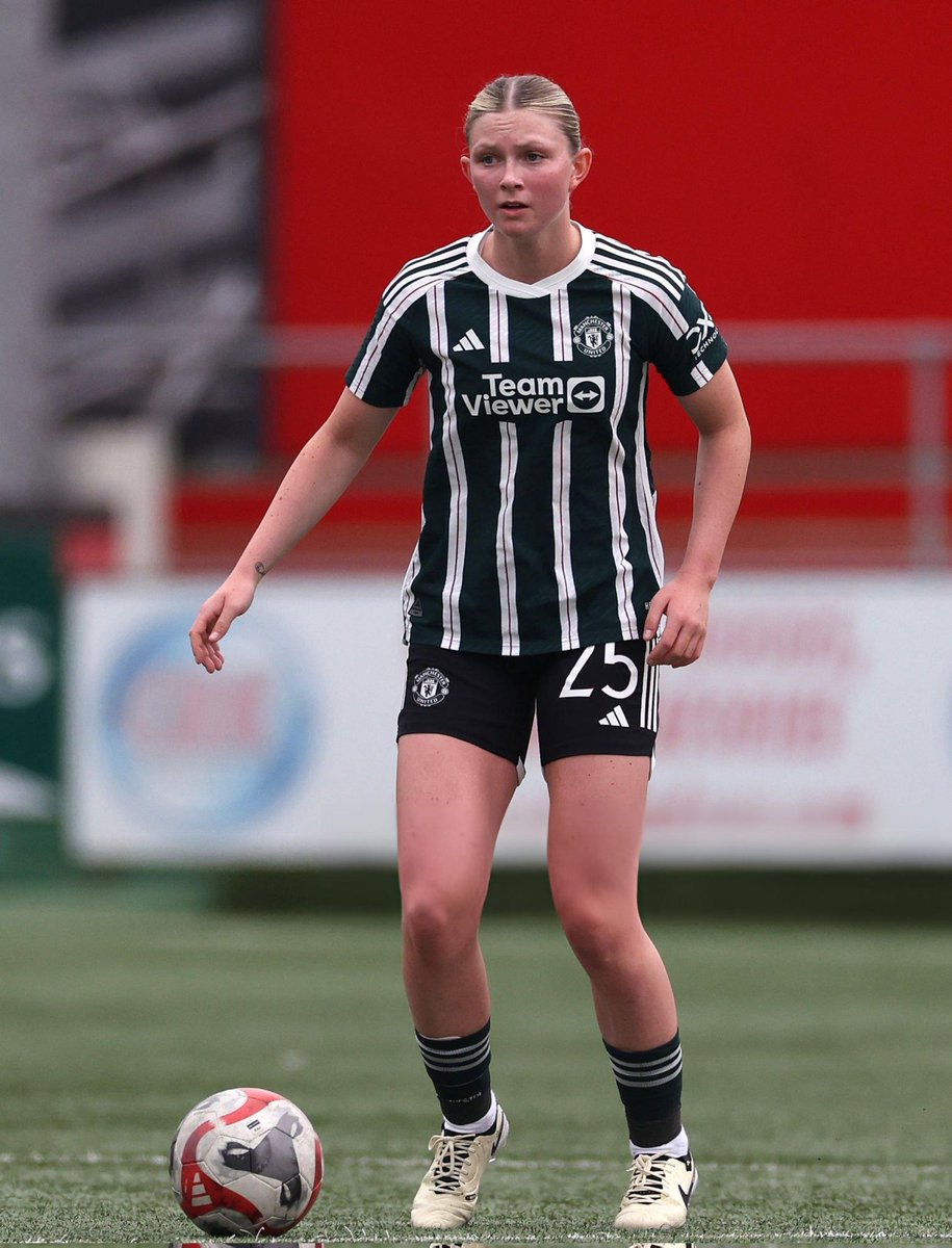 Evie Rabjohn had a solid performance 👏 (brought maturity to the squad)
#MUWomen #MUAcademy