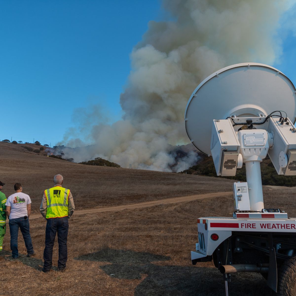 If you know how quickly wildfires can spread then you understand why it’s critical to be prepared and have an action plan. 

#NationalWildfireAwarenessMonth #FireWX #CAWX #SJSUMetCS #SJSU