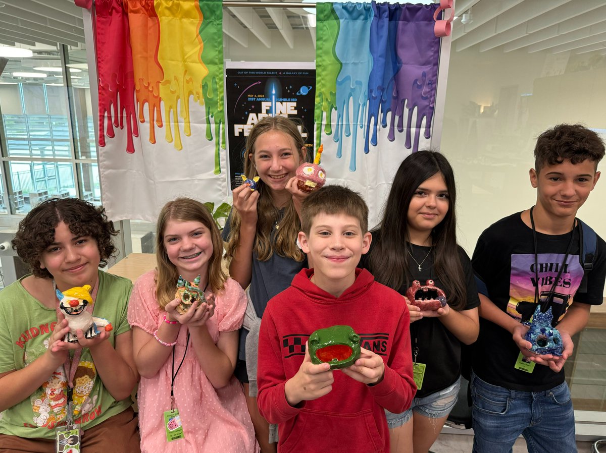 Our first batch of completed, bisqued, and glaze fired ceramic work since moving into the new KMS! These kids are so excited about their finished pinch pot monsters. @HumbleISD_KMS @VisualArtHumble @HumbleISD_Arts #KMSCougarPride #HumbleISDArtists #wherecreativitystARTS