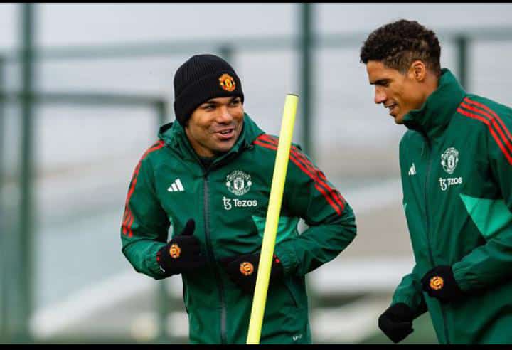 Dealmakers optimistic on Raphael Varane. Al-Ittihad and Al-Nassr have both shown interest.

Al-Nassr also still tracking Aaron Wan-Bissaka. 

Casemiro another Saudi target. Al-Hilal one to watch.

Man United have made it clear to Saudi execs multiple players are available.🔴