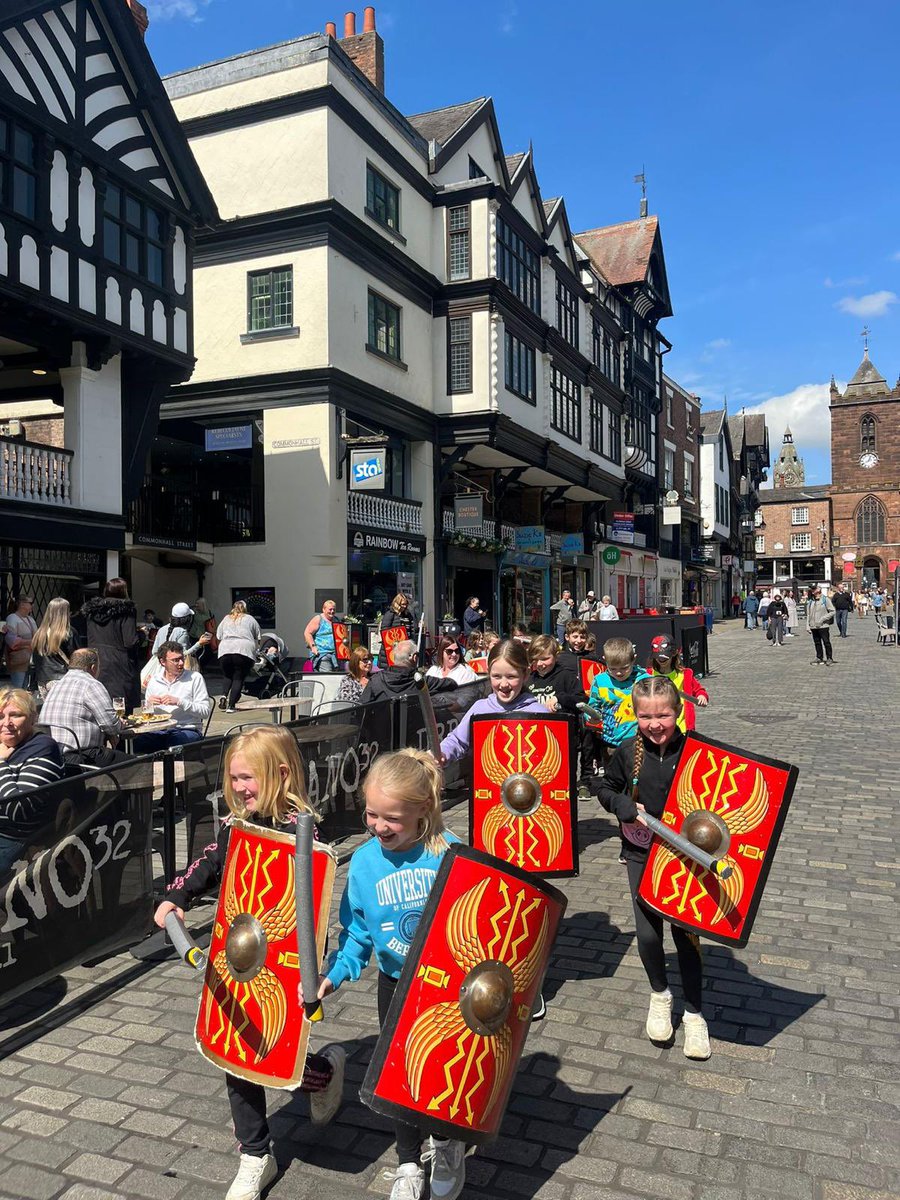 Year 3 and 4 have had a great time in Chester at the Deva Roman Experience, marching through Chester as Roman Soldiers. A great ignition for their history topic.