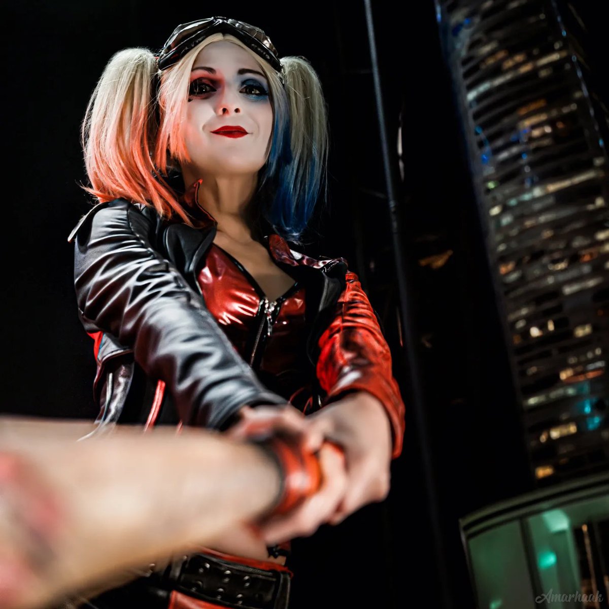 Harley Quinn by Sikay Cosplay instagram.com/sikay_cosplay/
Photo by Amarhaak instagram.com/amarhaak_/

#HarleyQuinn #HarleyQuinnCosplay #DC #DCComics #DCCosplay #Cosplay
