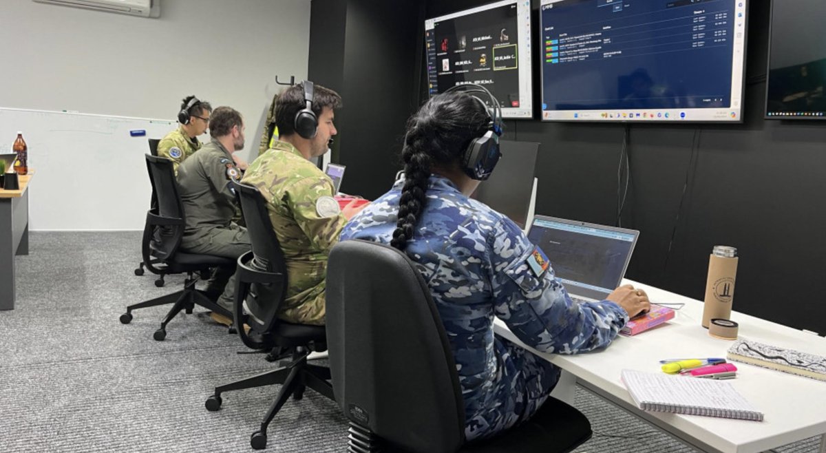The🇳🇿Defence Force Space Program launched a Joint Commercial Operations course that will increase Space Domain Awareness & contribute to the Joint Commercial Operation cell, which performs SDA for safe space activities. #StrongerTogether 👉tinyurl.com/bdhypxak