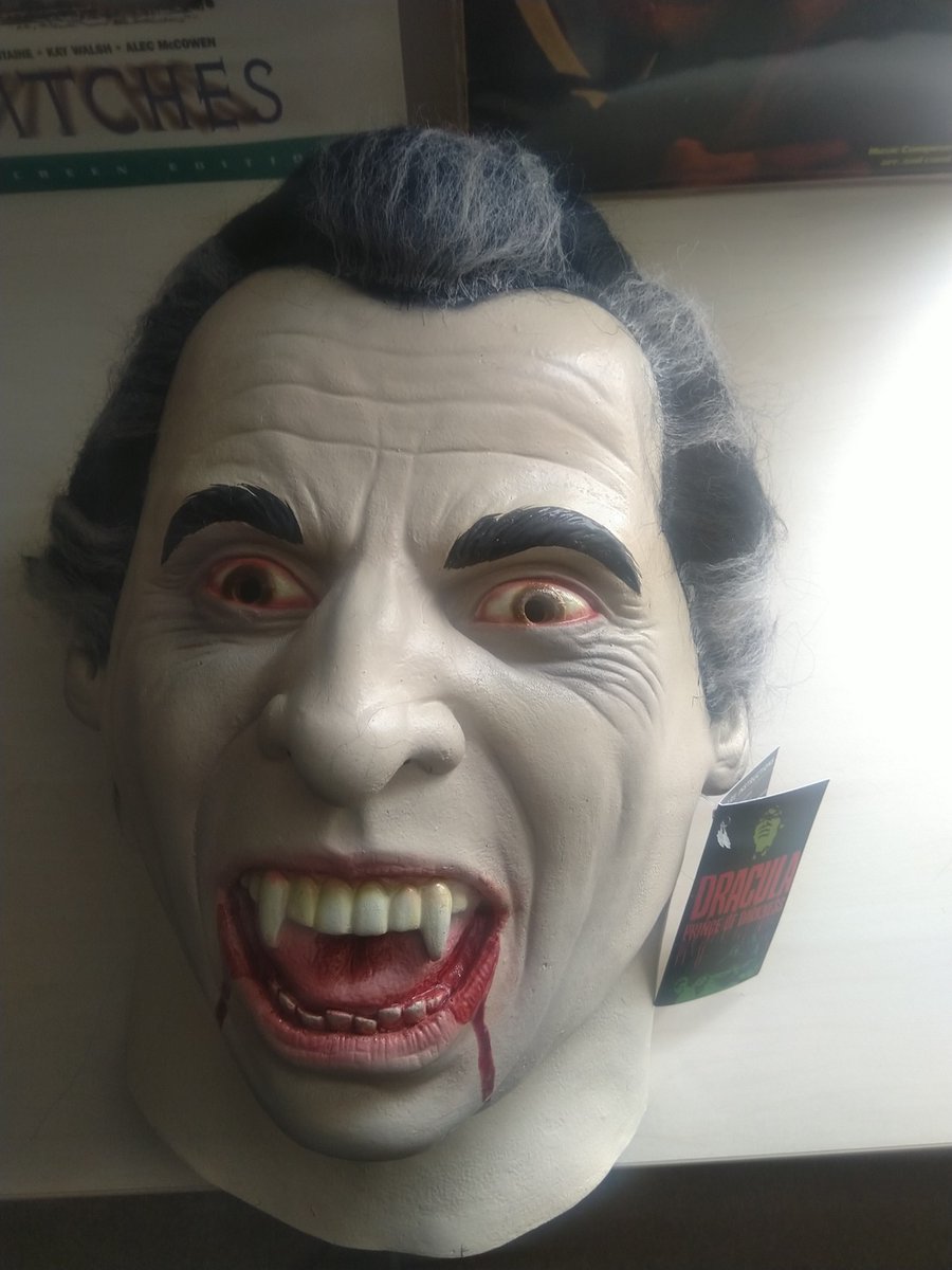 @hammerfilms Dracula mask by @TrickorTreat831