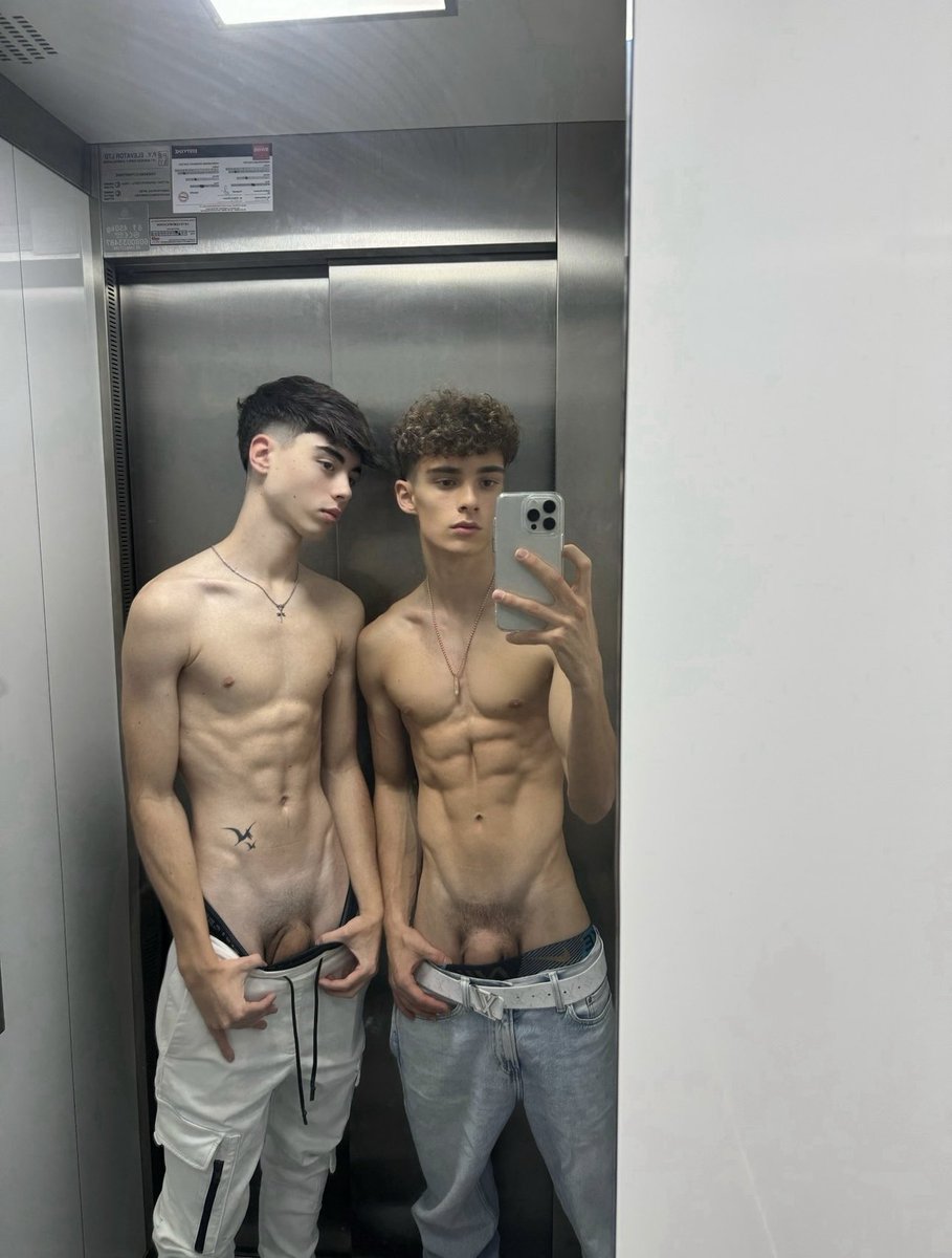Rt if you'd like to play with us in the elevator😈 @Romeotwi1 More: onlyfans.com/dusterteen/c2