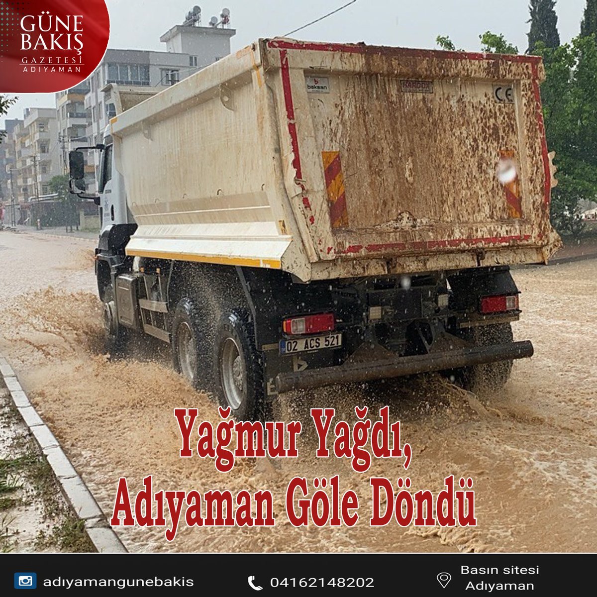 Yağmur Yağdı, Adıyaman Göle Döndü Adıyaman’da kısa süreli etkili olan sağanak yağmurda sokak ve caddeler göle döndü. Trafikteki sürücüler ve yayalar oluşan su birikintileri nedeniyle zor anlar yaşadı. gunebakisgazetesi.com/haber/yagmur-y… #yağmur #göl #yağış #gunebakis #sondakika #haber…