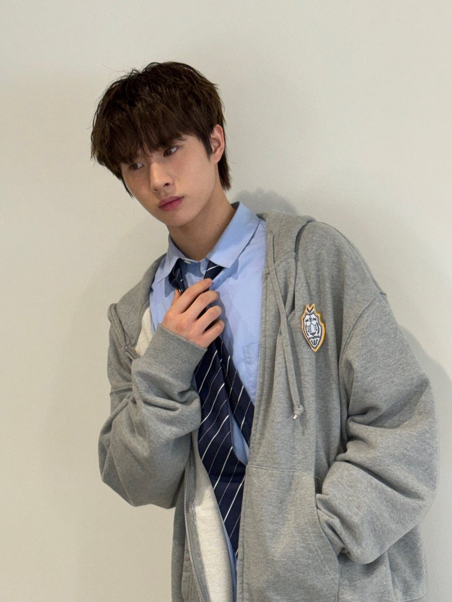 twsboys's tweet photo. kyungmin weverse update 🧸

#KYUNGMIN #경민 #TWS https://t.co/1TXGL96S5l