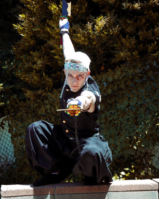 2 pic. Tengen Uzui - The Sound Hashira #demonslayer #hashira #tengenuzui #cosplay #anime https://t.c