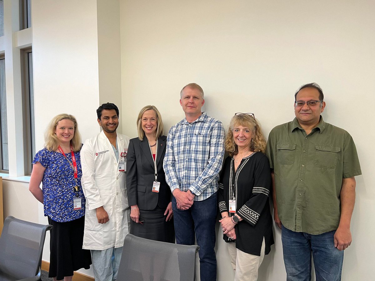 Had a wonderful time hosting the Donuts with the Deans event alongside Dr. Tania Oberyszyn (@TOberyszyn) & welcoming our new faculty! Engaging discussions, sweet treats & a great opportunity to connect. Looking forward to more gatherings like these at #OSUCOM! 🍩