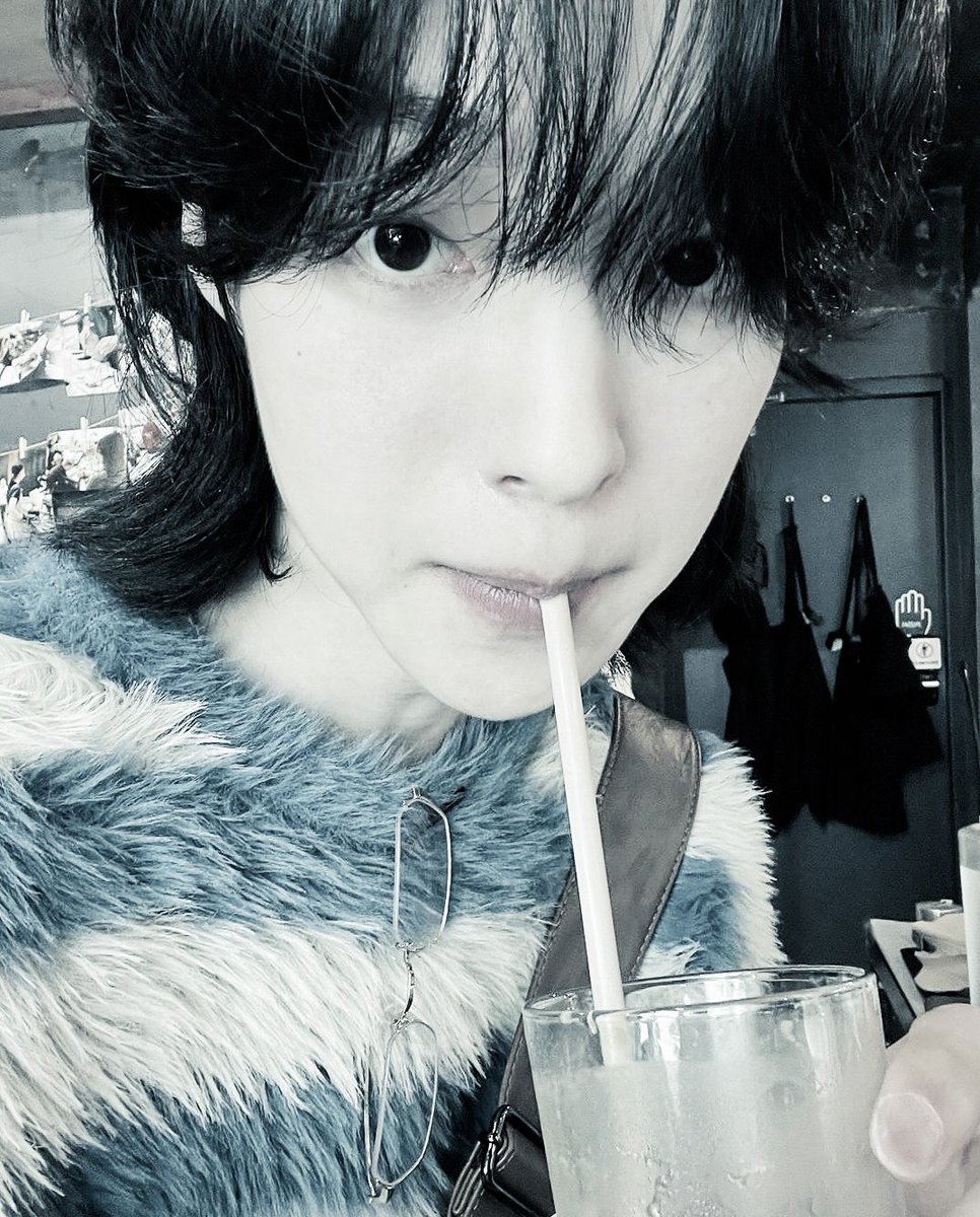 ㅤㅤㅤㅤㅤ
ㅤㅤ
Misaki.⠀⠀                       /                  Misa. 
ㅤㅤㅤㅤㅤ