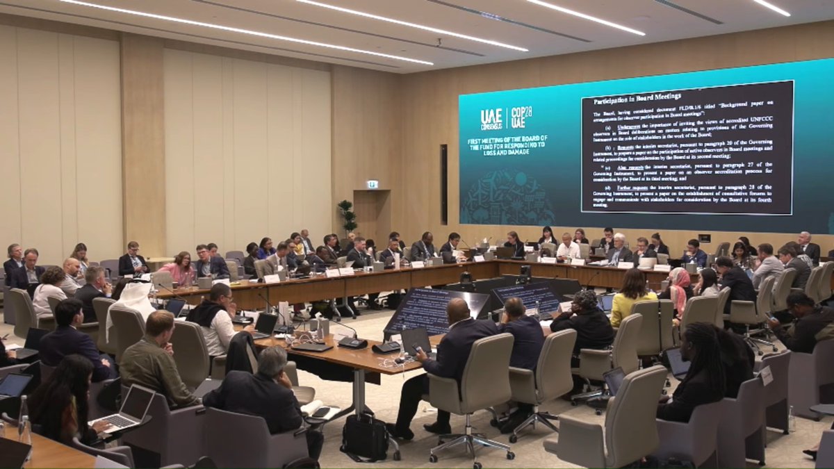 1/36. 📜 It is the second day of the first meeting of the Board of the #LossAndDamage Fund in Abu Dhabi, UAE 🇦🇪. Here are some of our key takeaways 🤔 and some important messages 🗣️from today's discussions. 🧵