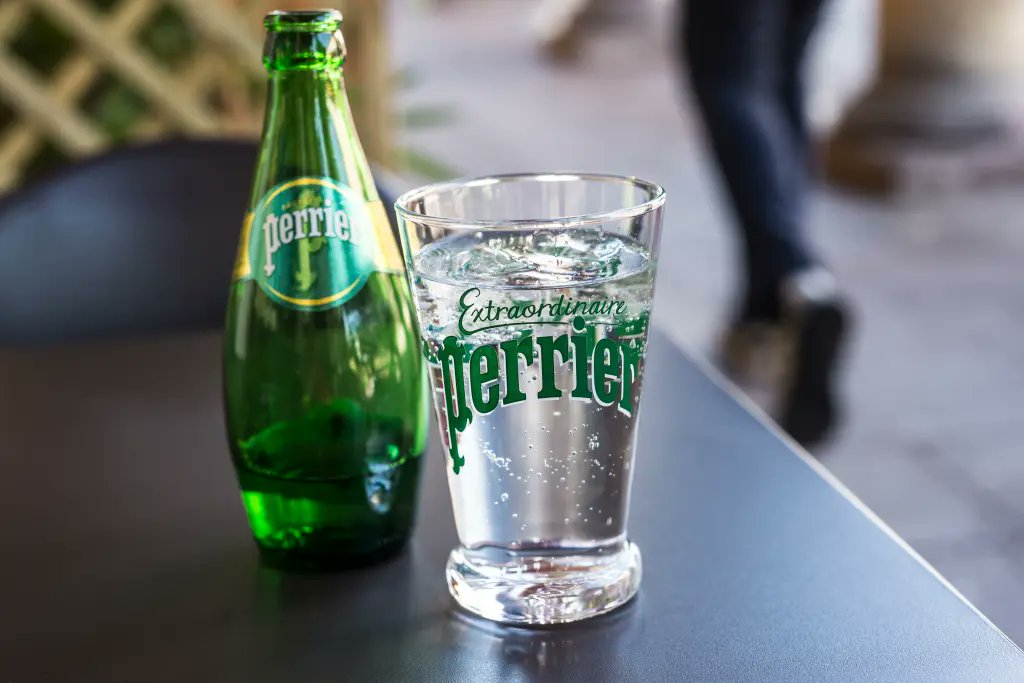 Drink tap...way cheaper too! 🚰 Court rules that @Perrier is soda, not French mineral water — and therefore taxable. ⚖️ With added sugar or other flavors and sweeteners, water goes from an essential to an optional item. 🤑 bit.ly/4bgaMu2 by @shannonthaler via @NYpost