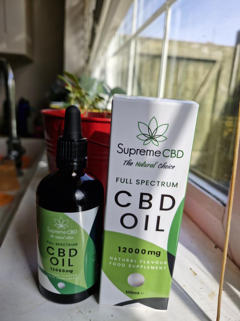 Once again, thank you @afowler06 for such a brilliant service. Gone for the bigger does, bit more money but last longer so it makes sense. @supreme_cbd have so many great products to help with mental health issues, I have never looked back and no more antidepressants 💚💚🙏🏾🙏🏾🥰🥰