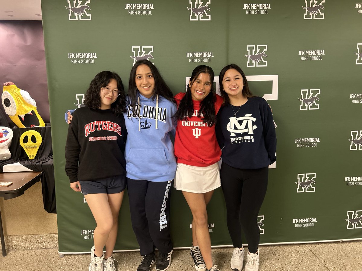 Mustang Seniors and Staff celebrating #CollegeSigningDay ⁦@ReachHigher⁩ ⁦@JFKMHS_ZeitzVP⁩ ⁦@DrParry_JFKMHS⁩ ⁦@Camelot_JFK⁩