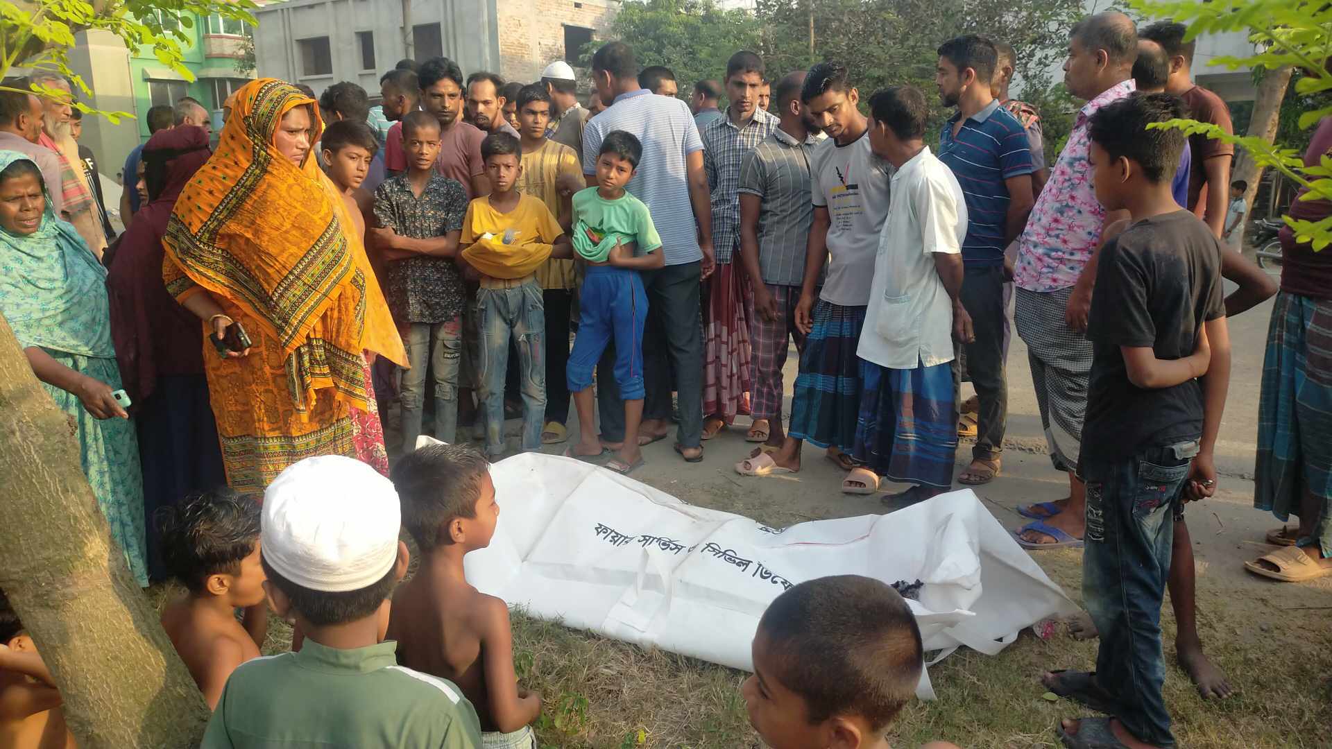 বেনাপোলে বাস চাপায় সাইকেল আরোহী নিহত