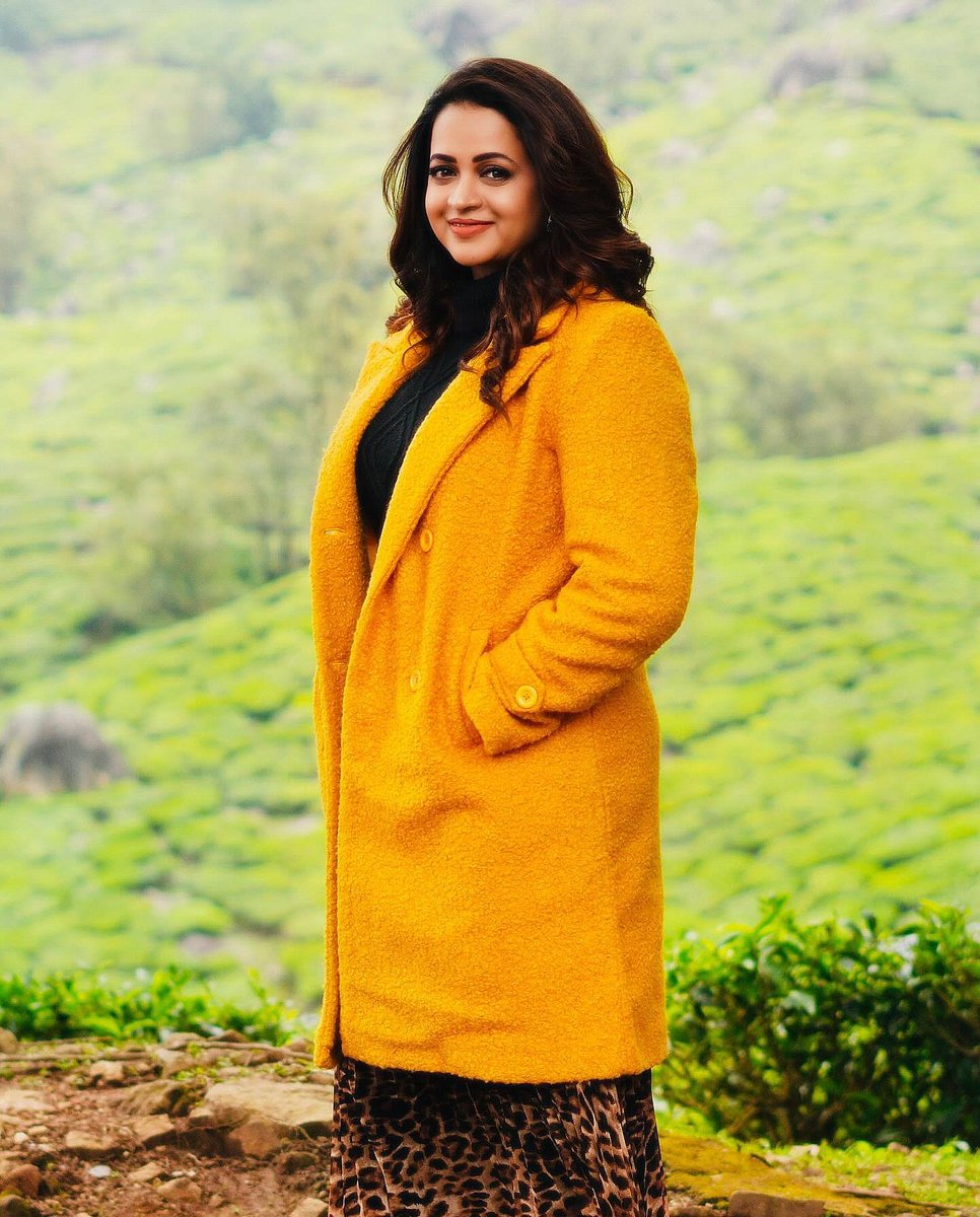 Actress Bhavana latest photoshoot pic 💛

#VisualDrops #actress #bhavana #photoshoot #bhavanamenon