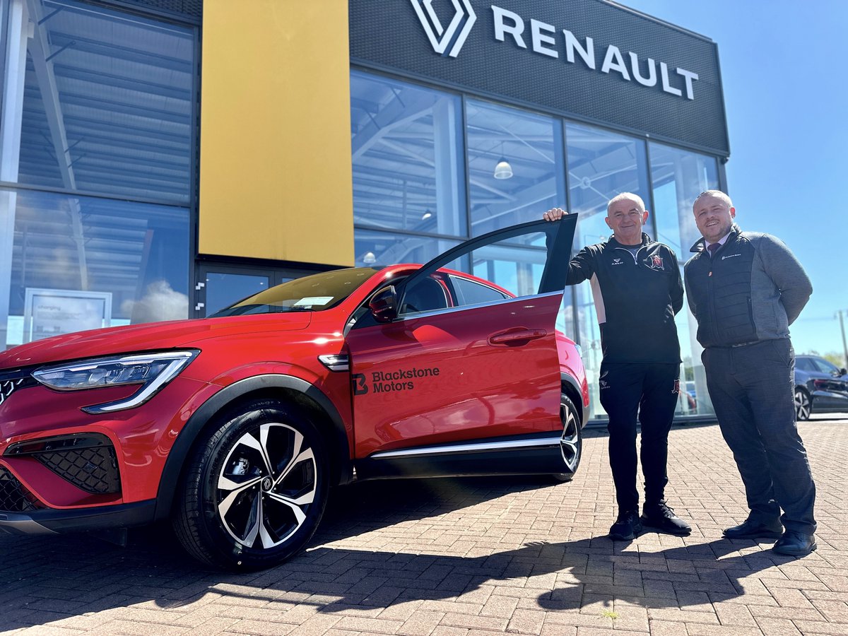 Manager Noel King was presented with a new 241-LH Renault Arkana by Andrew Duffy from our Official Mobility Partners @OfficialBSM_1 on Wednesday afternoon.

#BackedByBlackstone  🚗