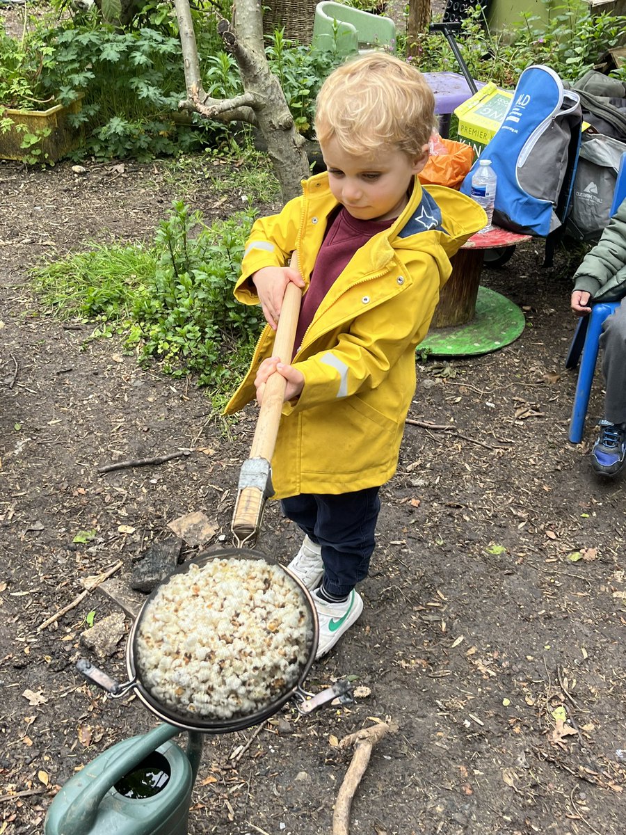 LEOforestschool's tweet image. &quot;Today, the children @CFPSchool had a blast learning about fire safety and enjoyed a roaring fire! 🔥 Cooking popcorn over the flames made for a delicious treat and unforgettable learning experience! #OutdoorEducation #FireSafety #PopcornFun&quot;