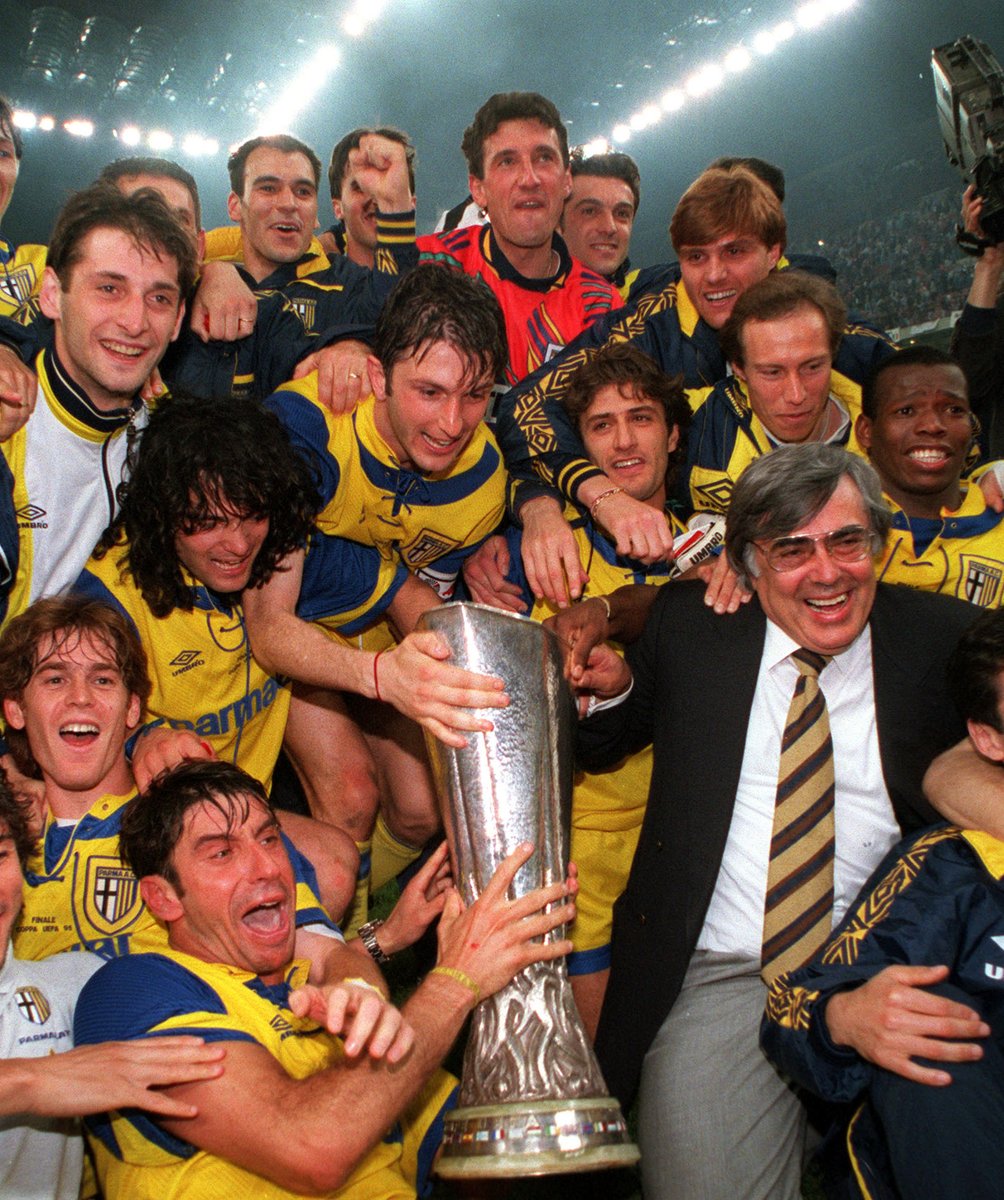 💛💙 @1913parmacalcio secured a 2-1 aggregate win to lift the UEFA Cup final 🏆 🗓️ #OTD in 1995 #UEL