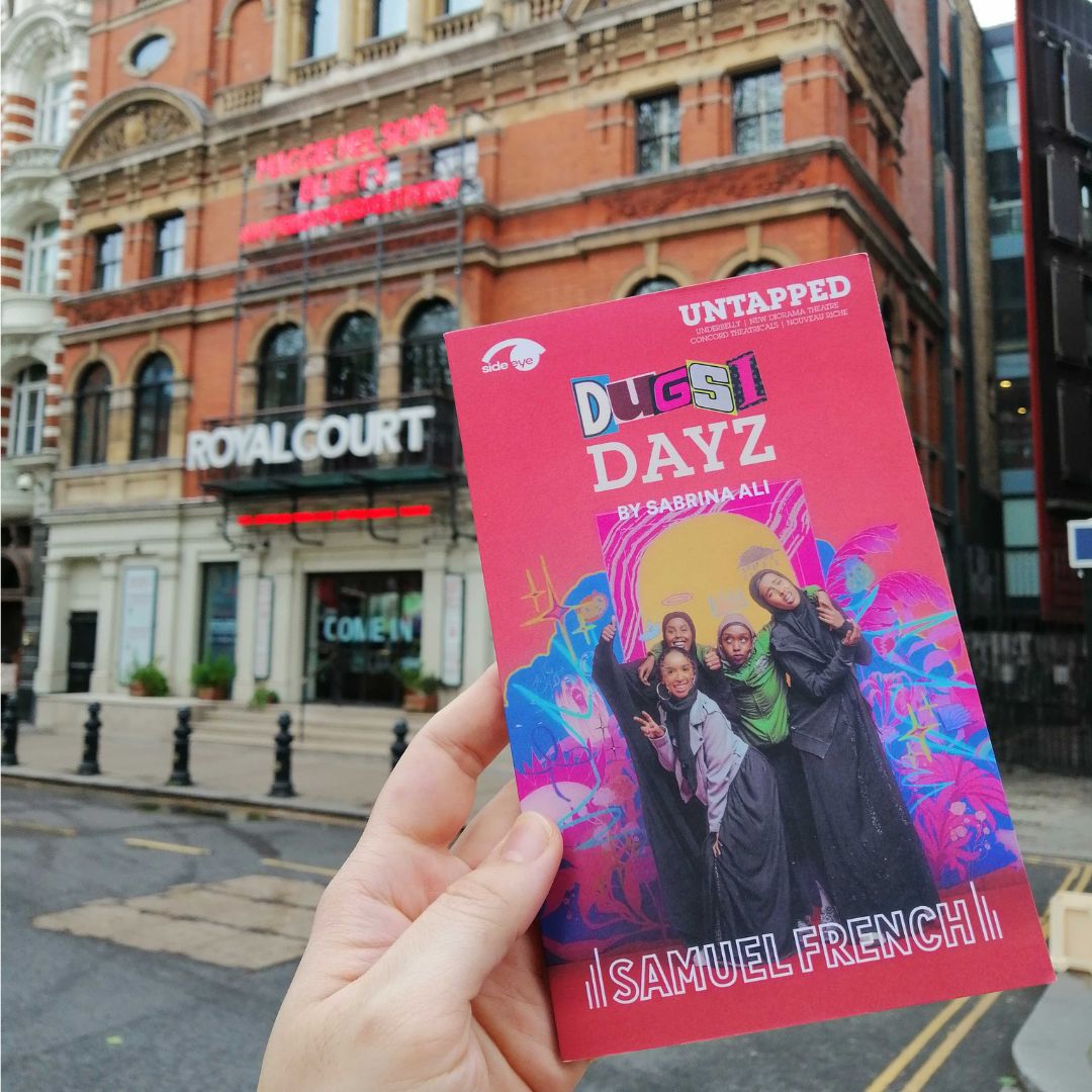 The award-winning play #DugsiDayz by Sabrina Ali has transferred to @royalcourt! Expect a riotous and authentic comedy exploring Somali, Muslim culture and female friendship, inspired by the 1985 movie The Breakfast Club. Buy the script at concordsho.ws/ShopDugsiDayzUK.
@sideYe_prods