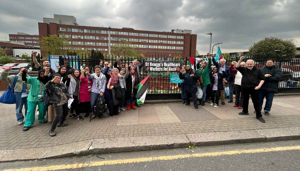 St George's hospital lunchtime walkout for #Palestine in Tooting! 🇵🇸 #MayDay4Palestine #PalestineSolidarityProtest