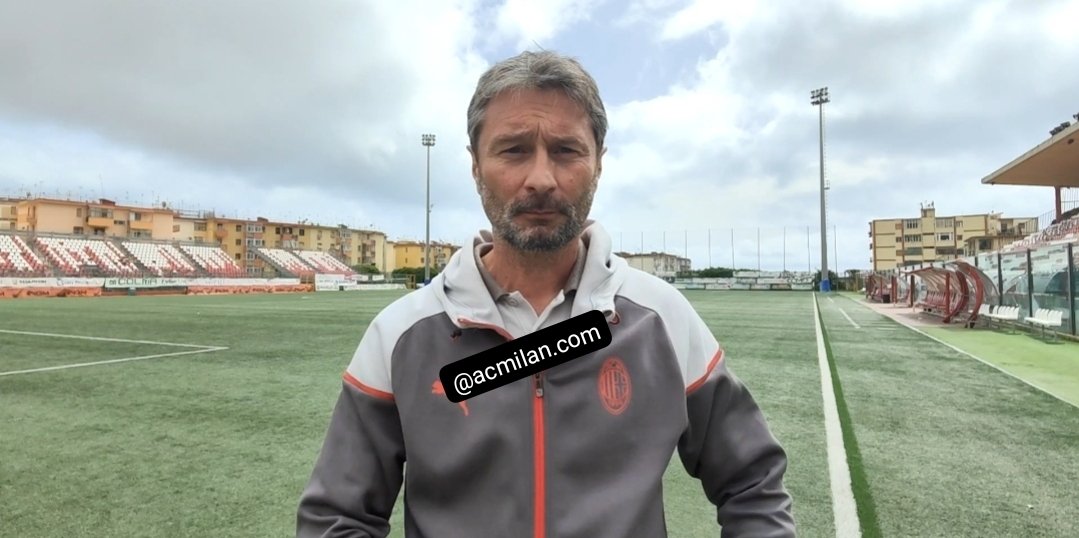 🗣 Davide #Corti a Milan TV: 'Mi è piaciuto l'atteggiamento del 1° tempo, non quello del 2°. Abbiamo avuto qualche momento di flessione e loro ci hanno punito in due chance. Avremmo dovuto chiudere la partita prima. Ora serve onorare la maglia sino a fine stagione'#MilanFemminile