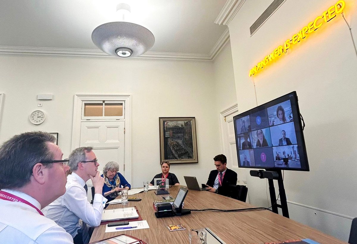 In her review of public libraries, Baroness Sanderson recommended ‘the creation of a Libraries Minister and a more joined-up approach within government’ Today, Lord Parkinson chaired his first cross-government meeting as Libraries Minister with @dianabarran, @Mark_Spencer, Simon