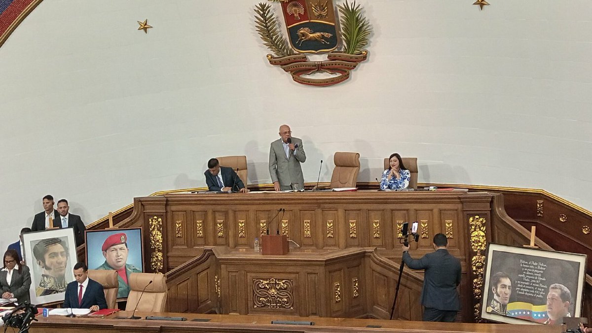 @Asamblea_Ven crea Comisión Especial para determinar responsabilidad política de funcionarios corruptos.

#MayoDeTransformación #FelizDíaDelTrabajador #1May #Prelimi #oriele 
@NicolasMaduro @ConElMazoDando @dcabellor 

venezuela-news.com/an-crea-comisi…