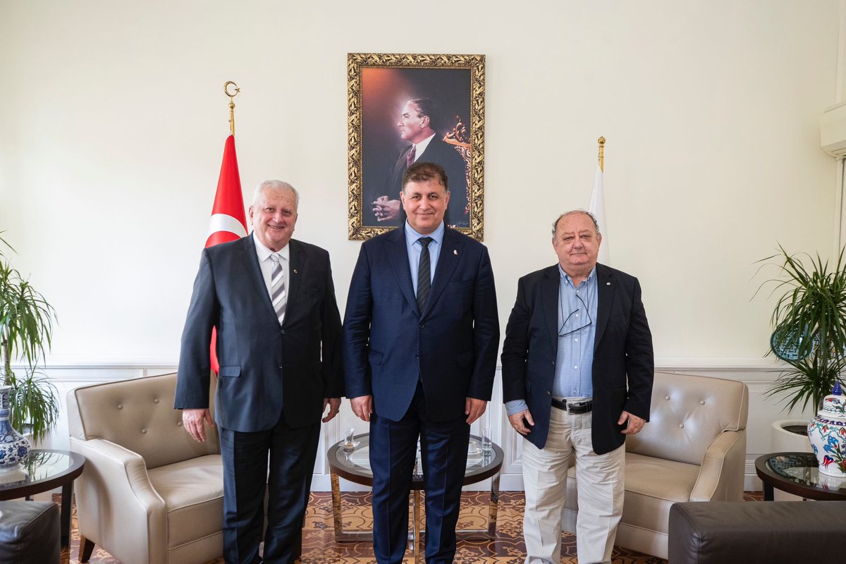 Doğru Parti Genel Başkanı Sayın Rıfat Serdaroğlu'na nazik ziyaretleri için teşekkür ediyorum.