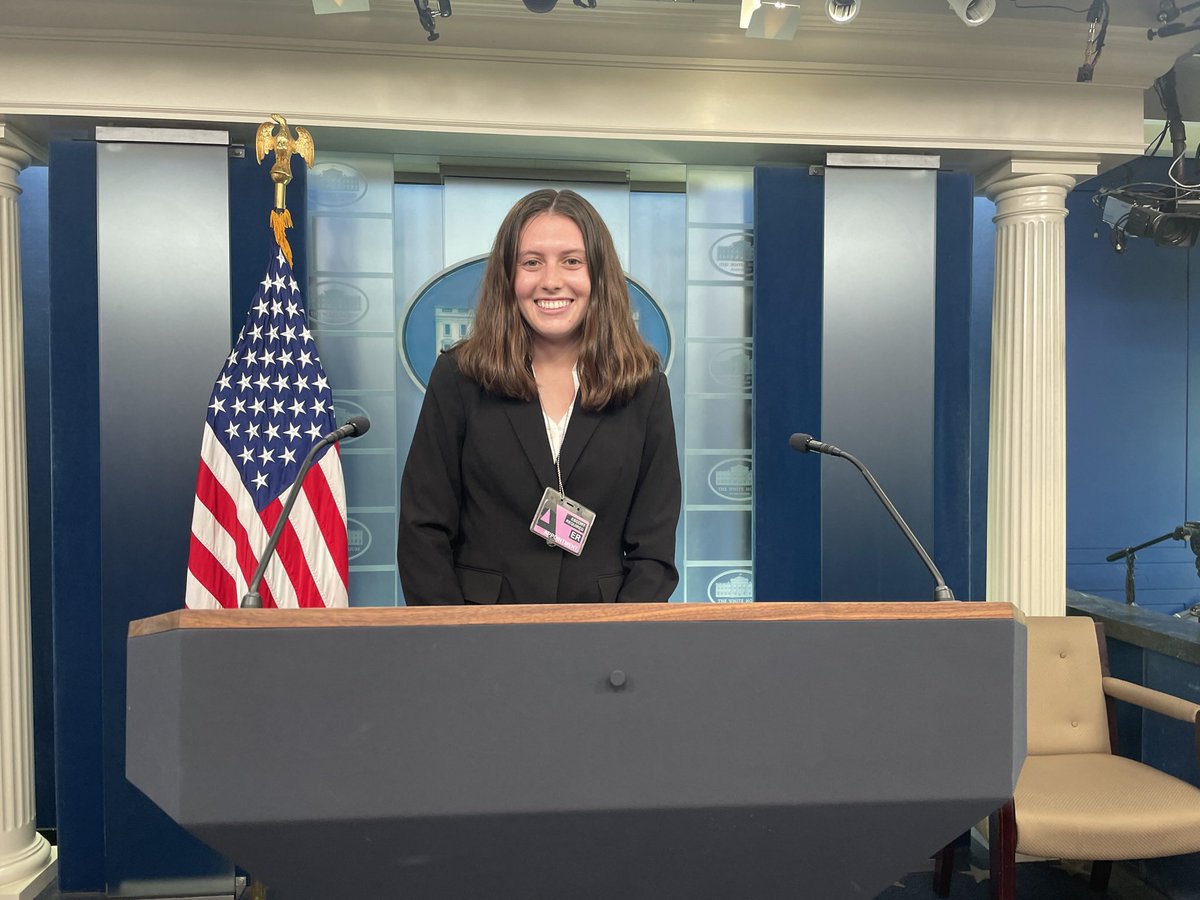 I had a great time at the WHCA dinner and at the White House this weekend. Thank you to @merrillcollege and @whca  for the scholarship and opportunity!