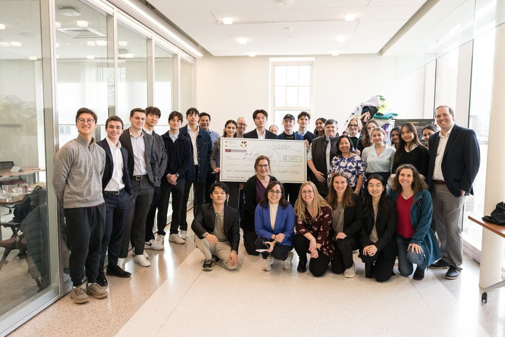 .@BCSchillerInst, @BCCarrollSchool, and the @UGBC teamed up with @BC_Dining to task students with finding a solution to food waste on campus at this year's Eagles Sustainability Competition. bc.edu/bc-web/sites/s…