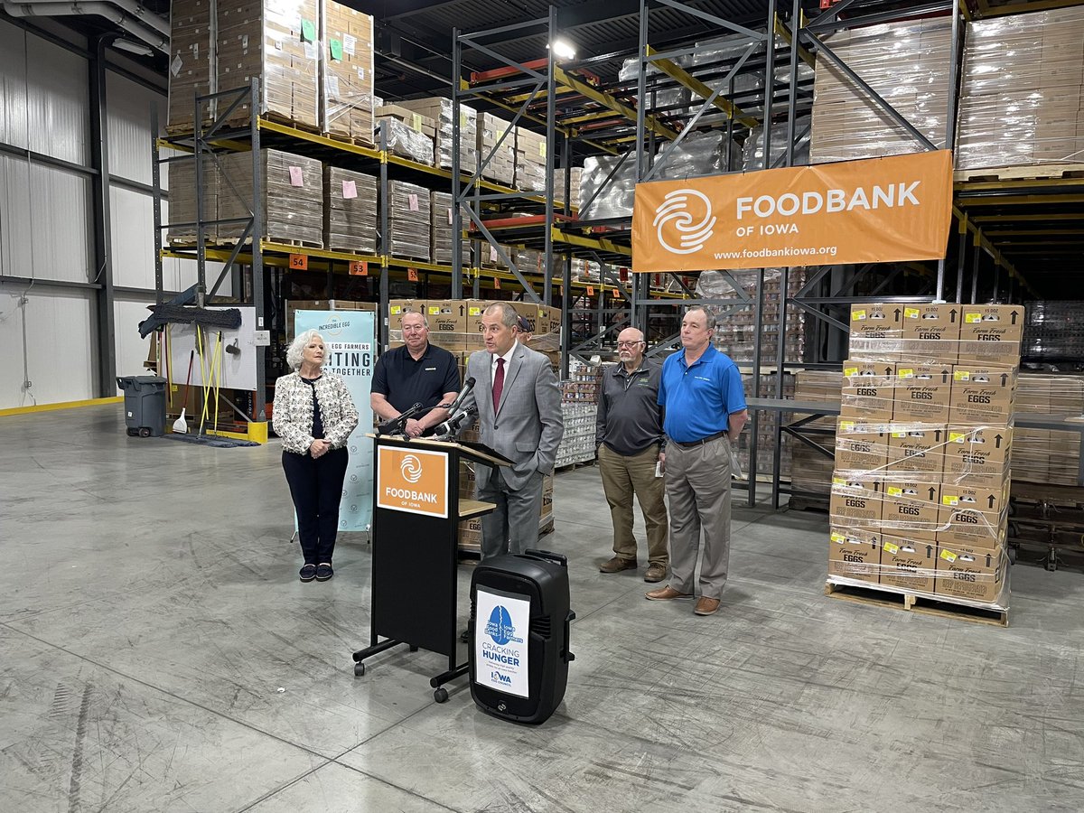 This morning, I helped the @IowaEggCouncil and @NCentralPoultry kick off #EggMonth2024 at the @FOODBANKIOWA.

Iowa is #1 in egg production and today’s generous donation from the Egg Council will help many needy Iowans access delicious and nutritious protein! #IowaAg