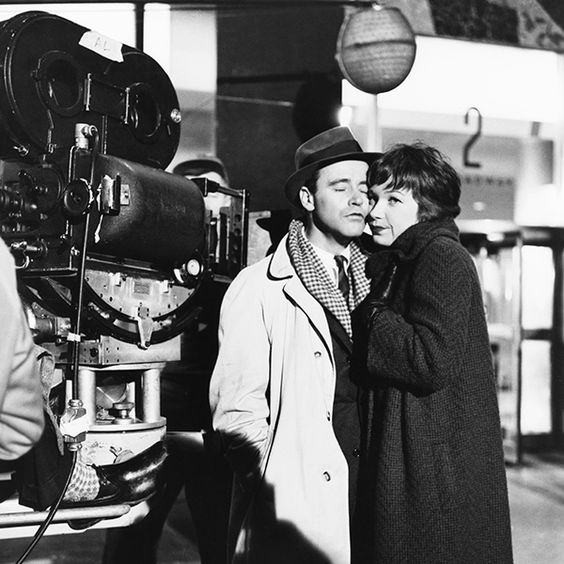 .@FredOL69007 #PhotodeTournageFilmCulte Shirley MacLaine et Jack Lemmon sur le tournage du film La Garçonnière de Billy Wilder