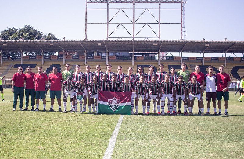 🏆| Copa do Brasil (final)
🏟️| Raulino de Oliveira

#Sub17: Fluminense 2x1 São Paulo
⚽️:@isaquezinn10 e @Riquelme_fo7

A ESQUADRILHA 07 É CAMPEÃ INÉDITA E DE FORMA INVICTA DA COPA DO BRASIL SUB-17! 🏆🏆 🏆🇭🇺🇭🇺🇭🇺