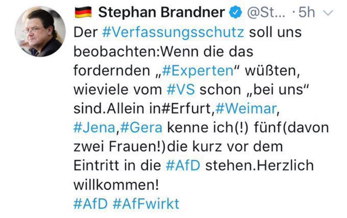 Der #AfD-Wähler versucht mal wieder den #Verfassungsschutz - einen der Grundpfeiler zum Schutz unserer Demokratie zu torpedieren.  Das zeigt wieder einmal den wahren Kern der #Landesverräter-Partei.  Es klang noch ganz anders sie zugegeben hatten  den VS manipulieren zu wollen.