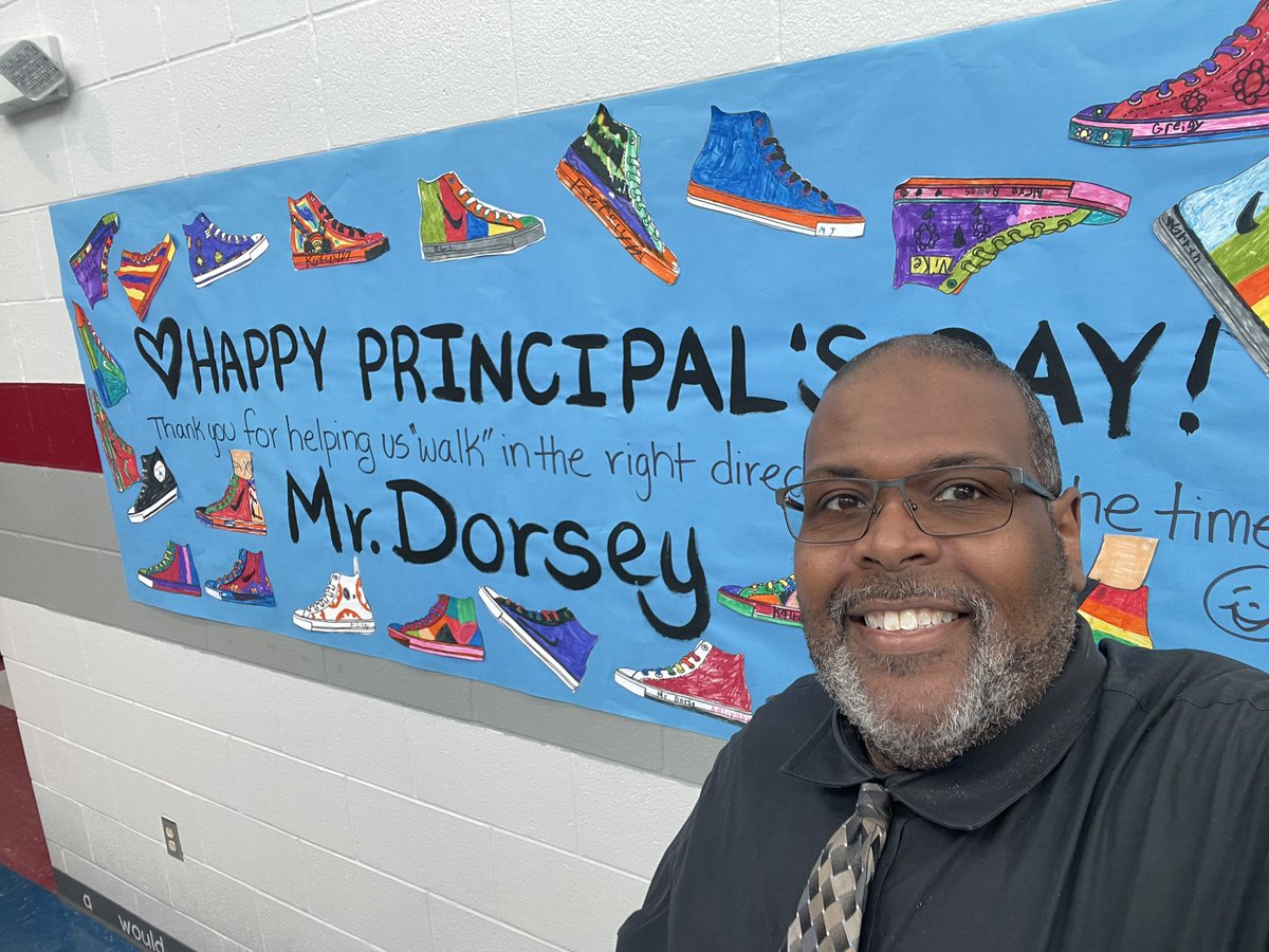 Great start to Principal’s Day!  Love my students and staff  <a href="/wgpearsontigers/">wgpearsontigers</a>!  Shout out to all of my principal colleagues, especially those in DPS!  #principalsday