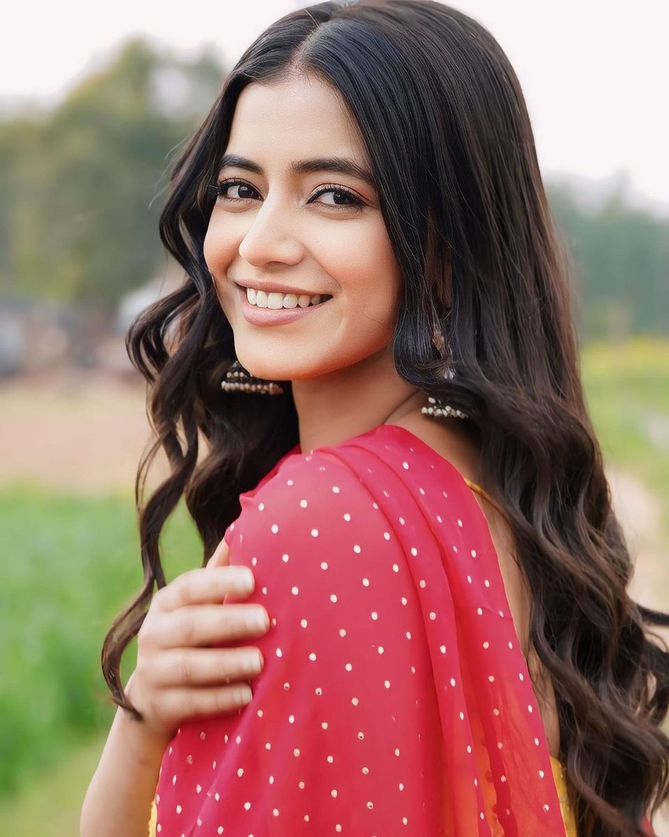Alisha Parveen, who plays Aliya in 'Udaariyaan', says that working on television gives an actor the opportunity to evolve. 'When you're part of a long-running TV show, you learn a lot. I remember not performing well on my first day, but now I feel like I know Aliya inside and