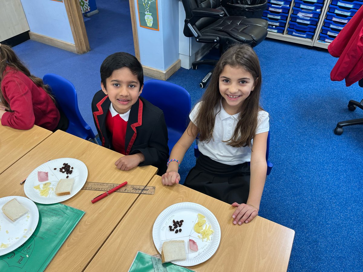 Year 2’s science this week focussed around healthy eating and a balanced diet. We made our very own ‘Eatwell Plates’ to show the importance of different food groups, and got to eat it afterwards of course! #weareleechapel #keepinghealthy