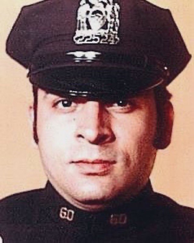Remember our @NYPD113Pct brother P.O. John Scarangella, who made the ultimate sacrifice on this day in 1981 after being shot while conducting a traffic stop two weeks prior. He is never forgotten. #FidelisAdMortem