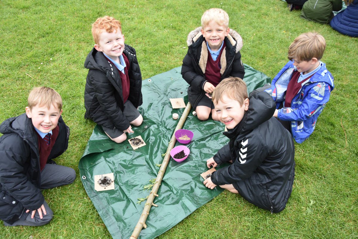 HtfsBerwick's tweet image. Class 3 loved their visit from the Tweed Forum today learning about pollinators and creating their own seed pebbles to plant at home. 😀🌱🦟🦋 #inquisitivethinkers #challengeseekers #kindhearts
