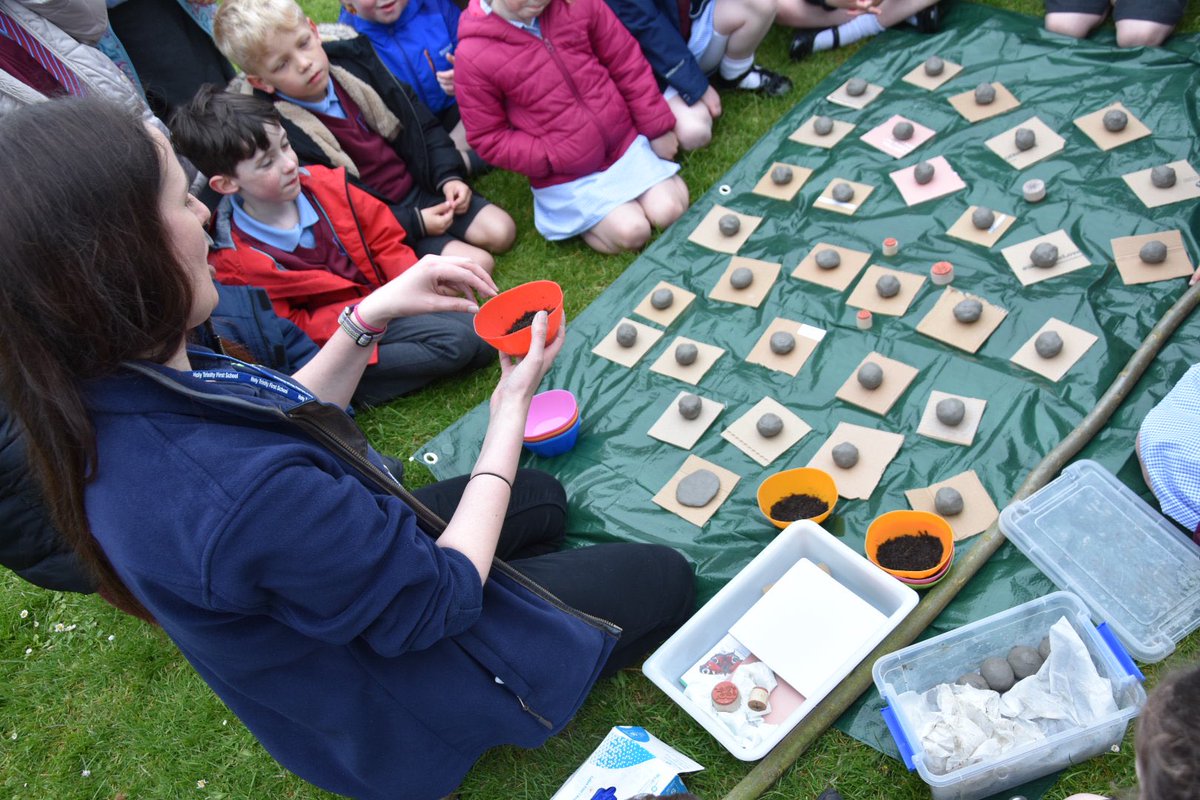 HtfsBerwick's tweet image. Class 3 loved their visit from the Tweed Forum today learning about pollinators and creating their own seed pebbles to plant at home. 😀🌱🦟🦋 #inquisitivethinkers #challengeseekers #kindhearts