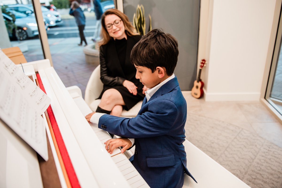 🎶✨ 'The school provides a positive and encouraging environment, fostering creativity and a genuine love for music.' 

See how our nurturing approach can help your child thrive! 🎹🌟 #AngelesAcademyofMusic