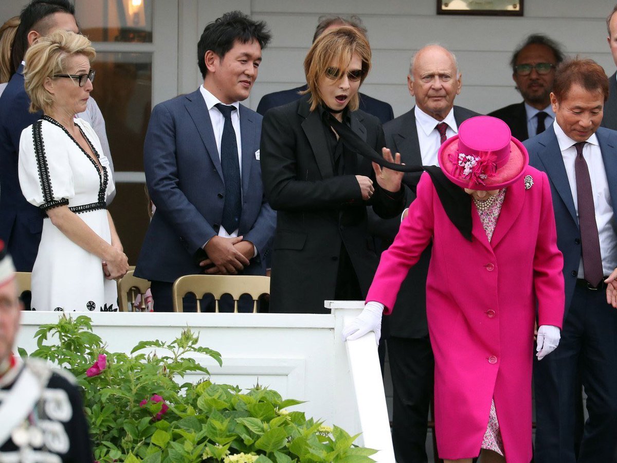 yoshiki and the former queen of england (classic)