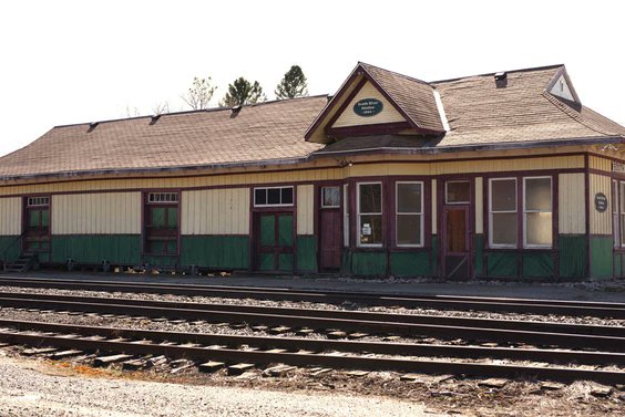 South River train station being renovated as passenger rail service ready to return
#northlander #southriver #passengerrail #northernontario #ontarionorthland
northernnews.ca/news/south-riv…