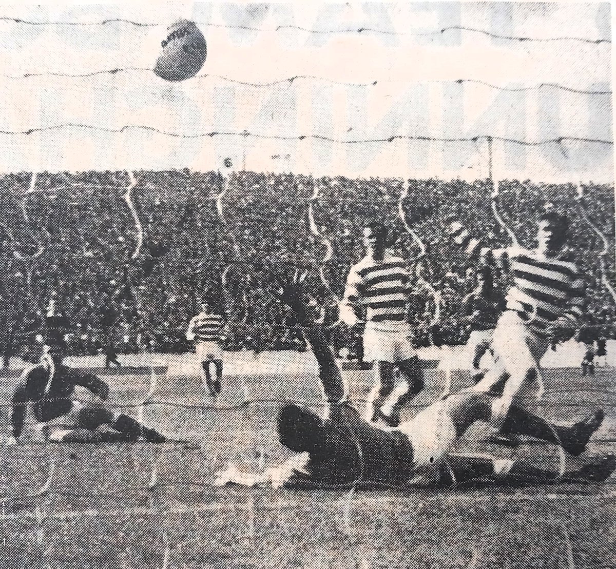 Kenny lashes home a goal in the 3-0 win at Ibrox in August 1971. Celtic beat Rangers in 3 competitive matches within 28 days at that period. The glory days.