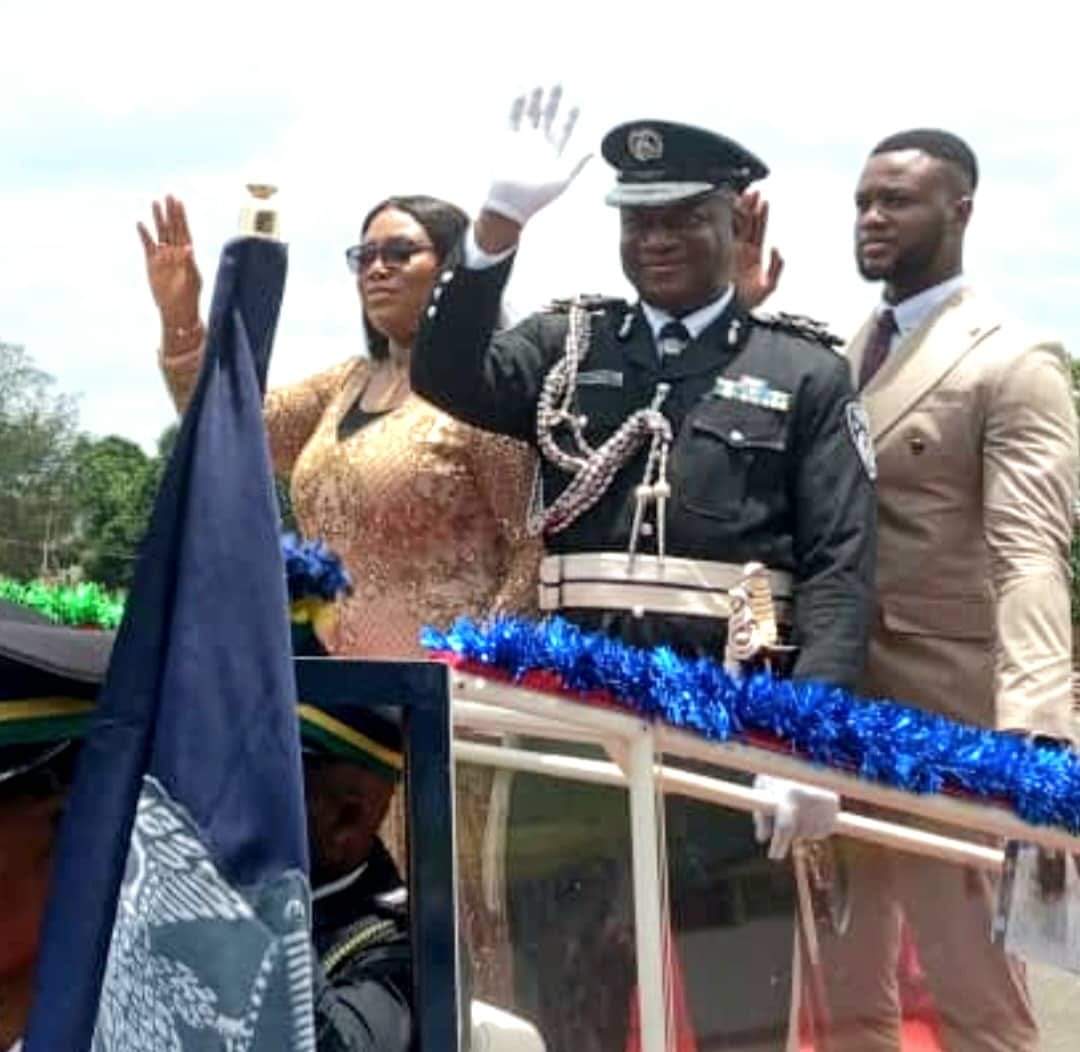 *ANAMBRA CP, ADEOYE EARNS GARLAND FOR MERITORIOUS SERVICE* 
By Paul Nwosu
