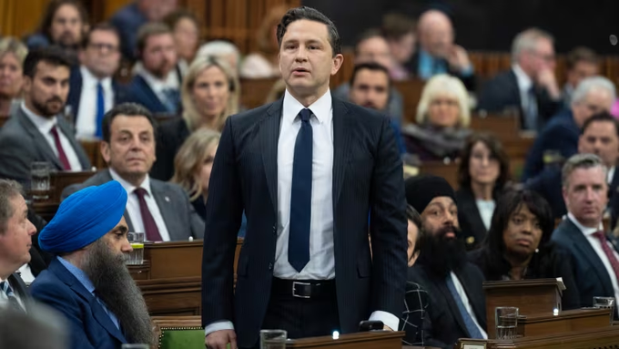 WHAT CANADIANS are witnessing in real time is a demonstration of exactly how appalling, incompetent and a vindictive buffoon #PierrePoilievreIsUnelectable actually is. 
@cbcnews @ctvnews @PnPCBC @ctvqp Do NOT appease Pierre Poilievre's lowlife behavior as if it is 'normal.'