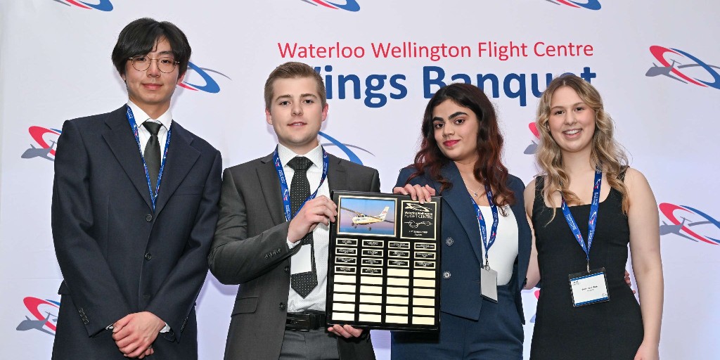 Aviation students honoured at gala event: ow.ly/zscm50Rss3Z.