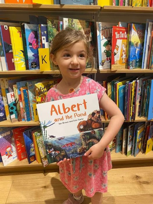 Please keep sharing YOUR terrific #ALBERTthetortoise #pictures. Posing now possible with six ALBERT #picturebooks, #BoardBook ALBERT and his Friends, #ActivityBook ALBERT PUZZLES AND COLOURING. Alberttortoise.com
#bookseries #bookish #tortoise #pond #frog #illustration