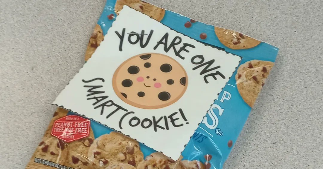 ChroniclesMommy's tweet image. It's beginning to look a lot like state testing...and my students loved walking in to see this sweet treat! Hopefully, it gave them the extra boost they needed. @mattyonkey @AMSWildcats @kholcomb13

#statetests #middleschool #7thgraderocks